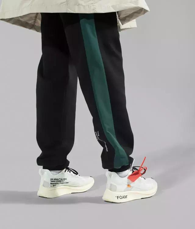 优衣库最值得买的3款白色t恤,优衣库必入手的单品