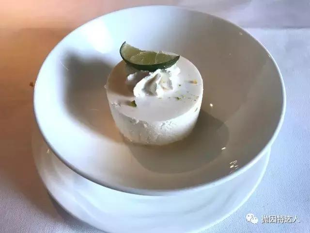 阿联酋航空777头等舱乘坐体验,带你们看一下阿联酋航空头等舱