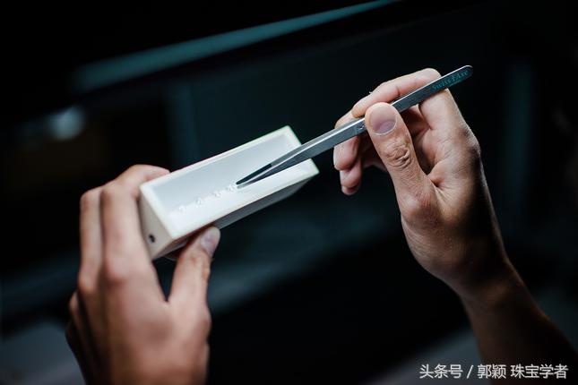 怎么去全方面了解钻石基础知识,看懂这些知识再也不用害怕爆胎了