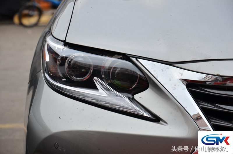 雷克萨斯es低配换led灯,汽车led灯太亮总是被误以为远光灯