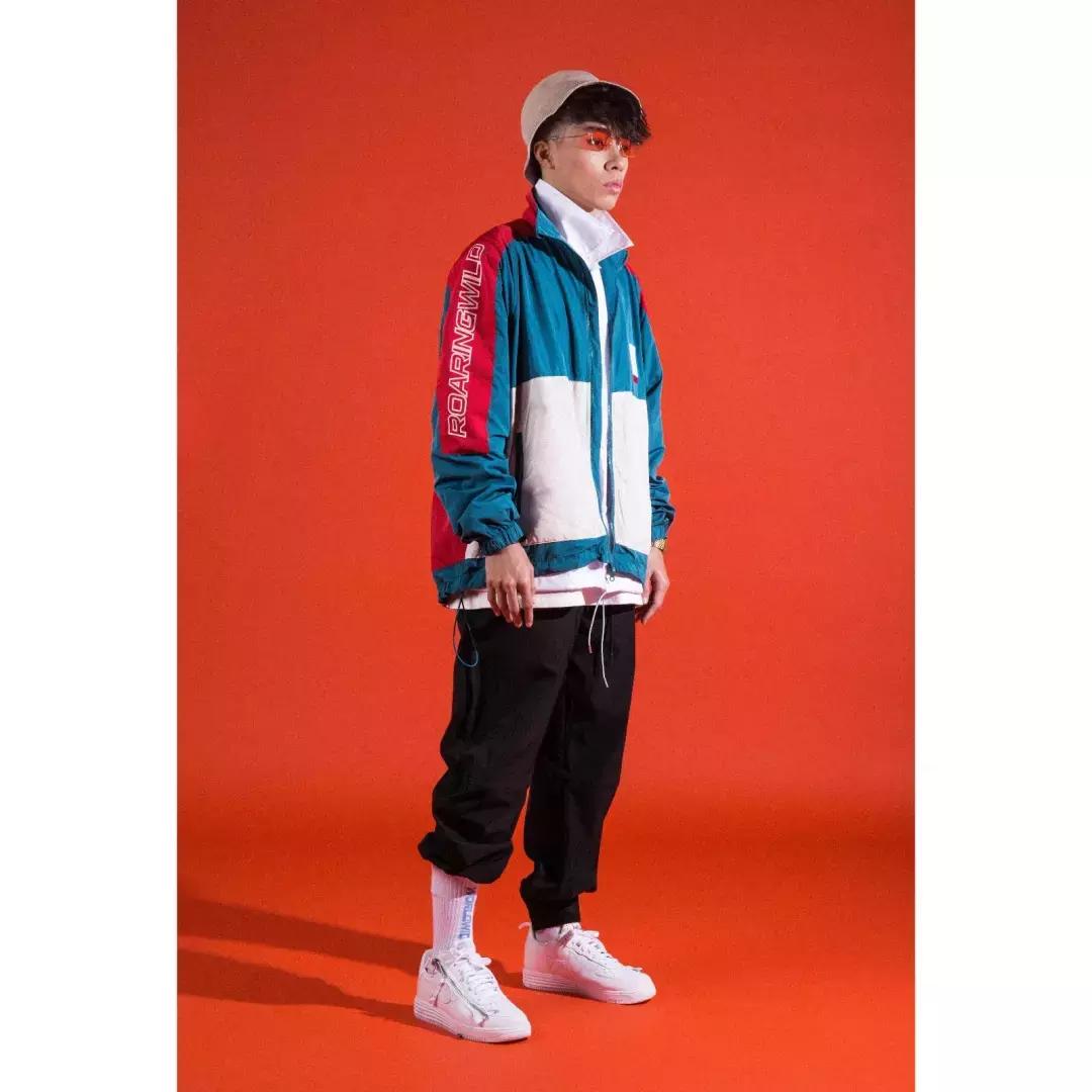 优衣库最值得买的3款白色t恤,优衣库必入手的单品