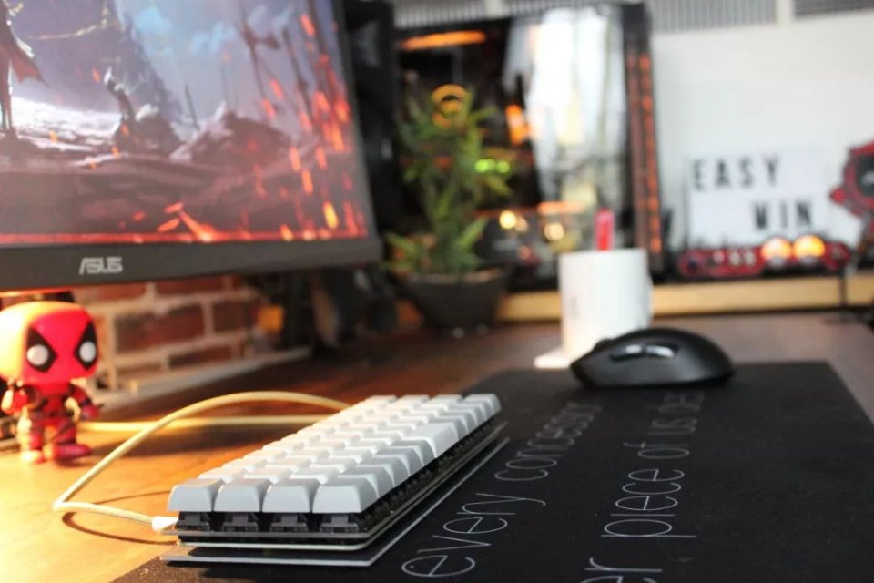 顶级最炫酷的游戏电脑键盘,电脑三巨头键盘