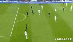 c罗挥拳庆祝gif,09欧冠决赛c罗胸部停球射门