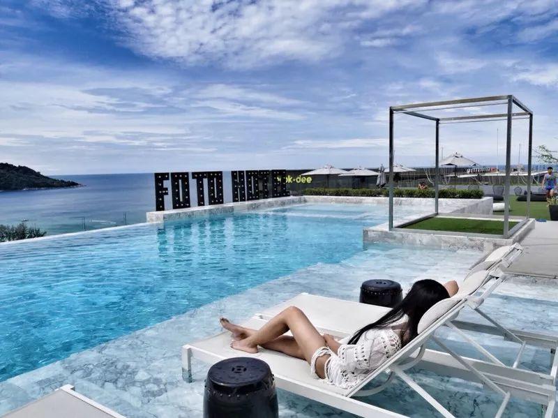 普吉岛出门就是海滩的酒店,家庭旅游普吉岛酒店哪家好