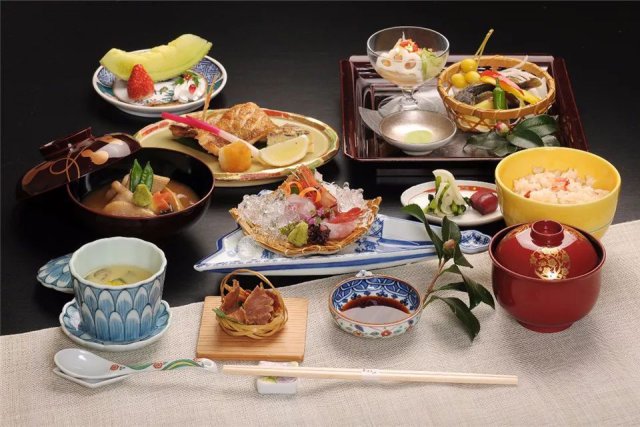 去日本一定不要错过这些美食呀,深夜放毒的日本美食