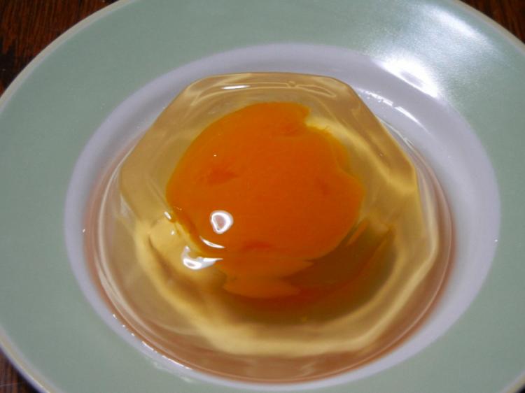 用水做凝胶果冻,做果冻用的什么凝胶