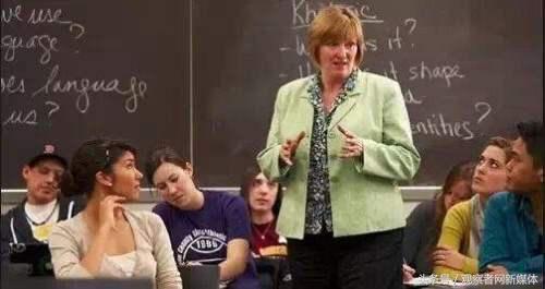 靠宣扬“恨国主义”赚钱？网友：离开了中国你啥也不是