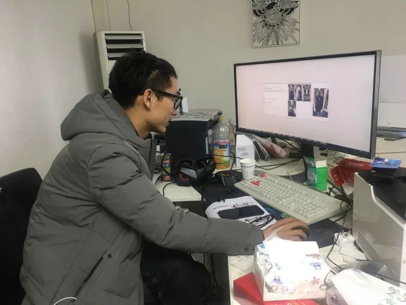 “情趣镇”女工,一群离“风情”最近的人