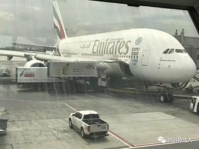 阿联酋航空777头等舱乘坐体验,带你们看一下阿联酋航空头等舱