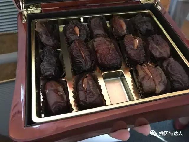 阿联酋航空777头等舱乘坐体验,带你们看一下阿联酋航空头等舱