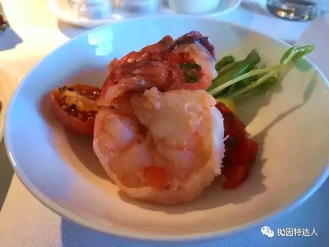 阿联酋航空777头等舱乘坐体验,带你们看一下阿联酋航空头等舱