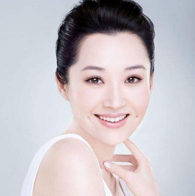 没有酒窝但想要酒窝化妆教程,用眼影画酒窝教程