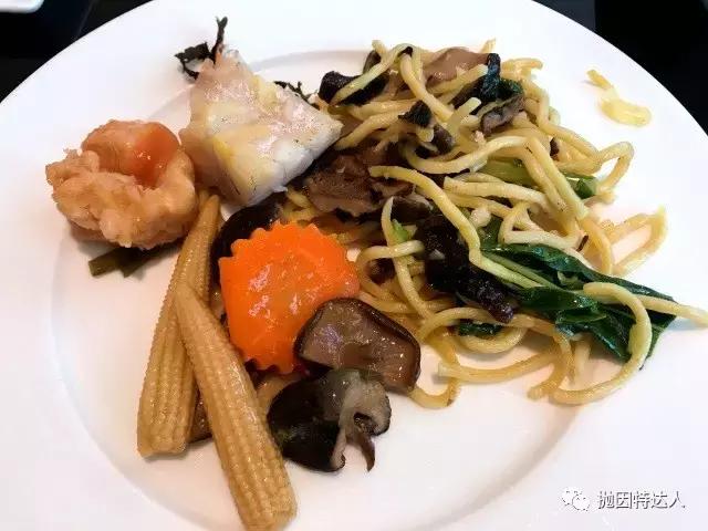 阿联酋航空777头等舱乘坐体验,带你们看一下阿联酋航空头等舱