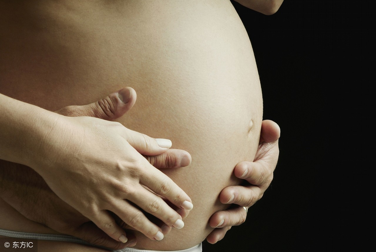 生完后妊娠纹严重的肚子照片,生完后肚子上妊娠纹特别严重