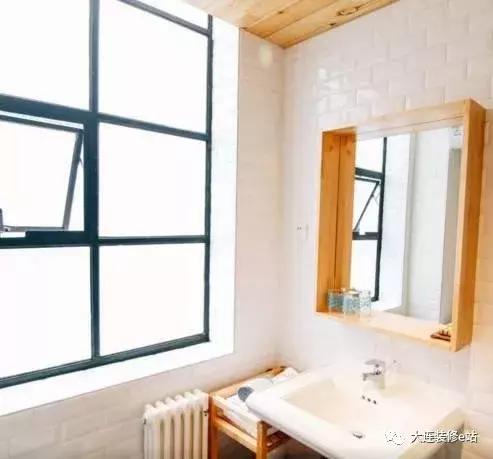 大连装修-N款流行镜柜：镜柜是个好东西，是镜子也可收纳