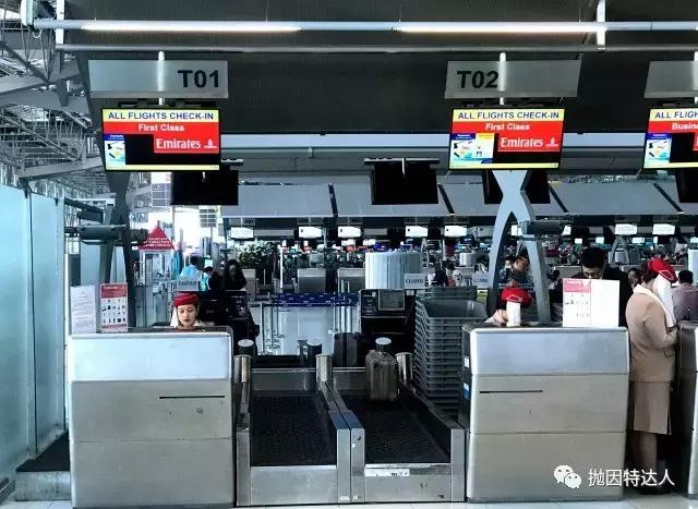 阿联酋航空777头等舱乘坐体验,带你们看一下阿联酋航空头等舱