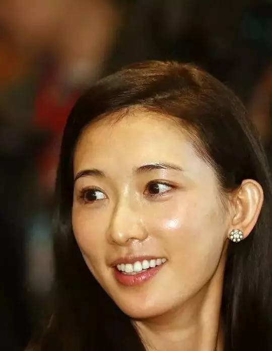 护肤小课堂夏季护肤关键时控油,控油保湿护肤小技巧