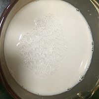 核桃牛奶布丁蒸锅版,核桃面包布丁的做法