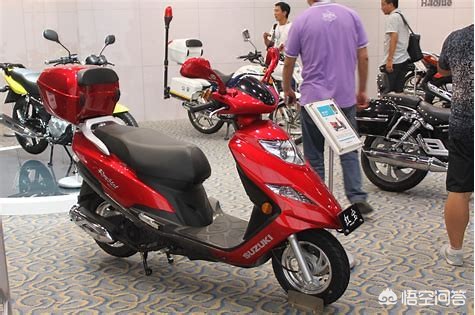 豪爵红宝踏板,豪爵铃木红宝多少钱一台