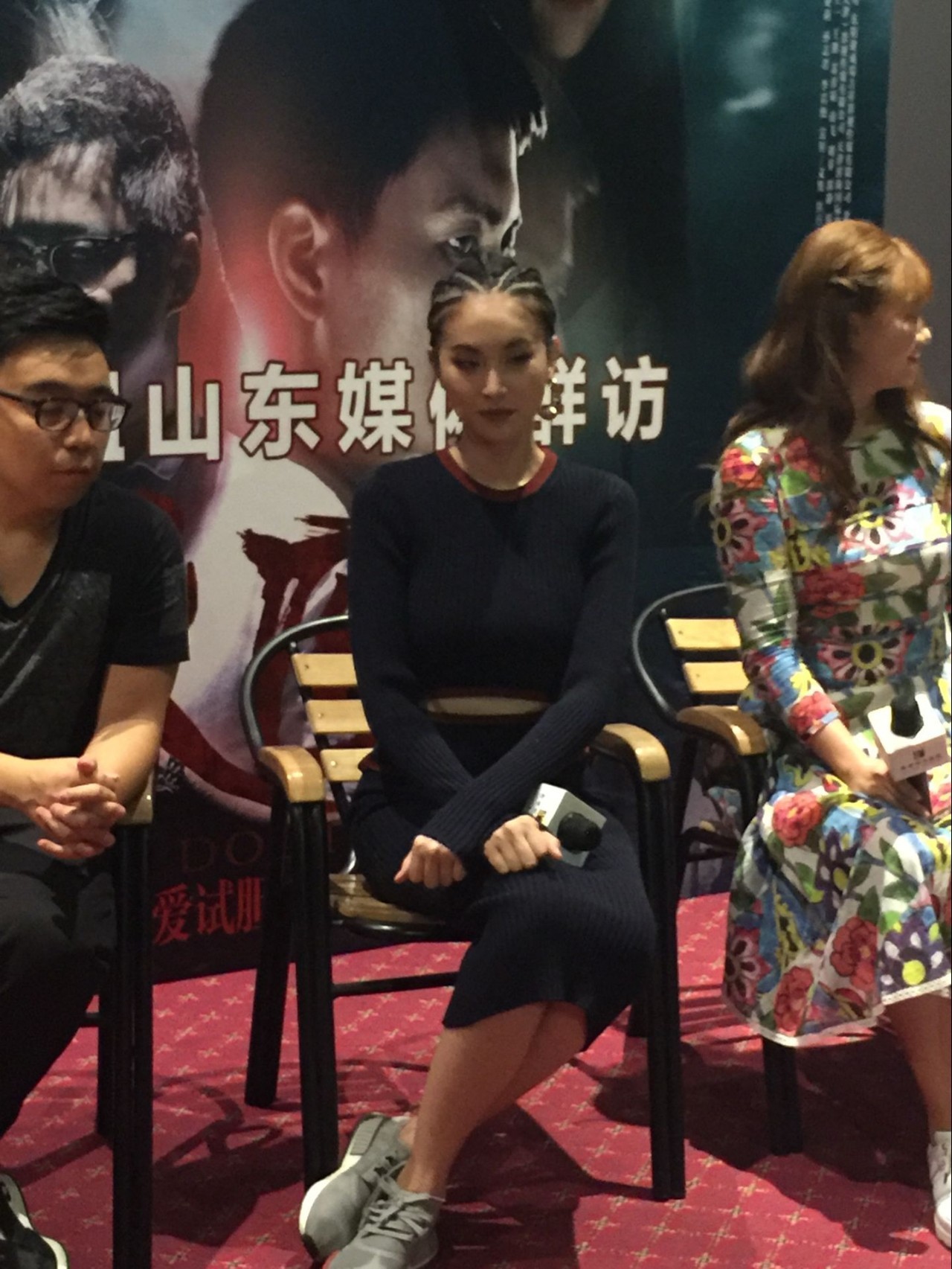 泰国最美变性人Poy来济后福利贴~知道中国十大变性美人是谁吗?世界十大又是谁吗?看后绝对包君满意~