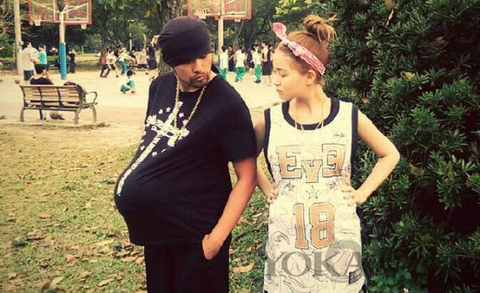 杰伦为女友写歌,杰伦为奶茶妹妹唱歌