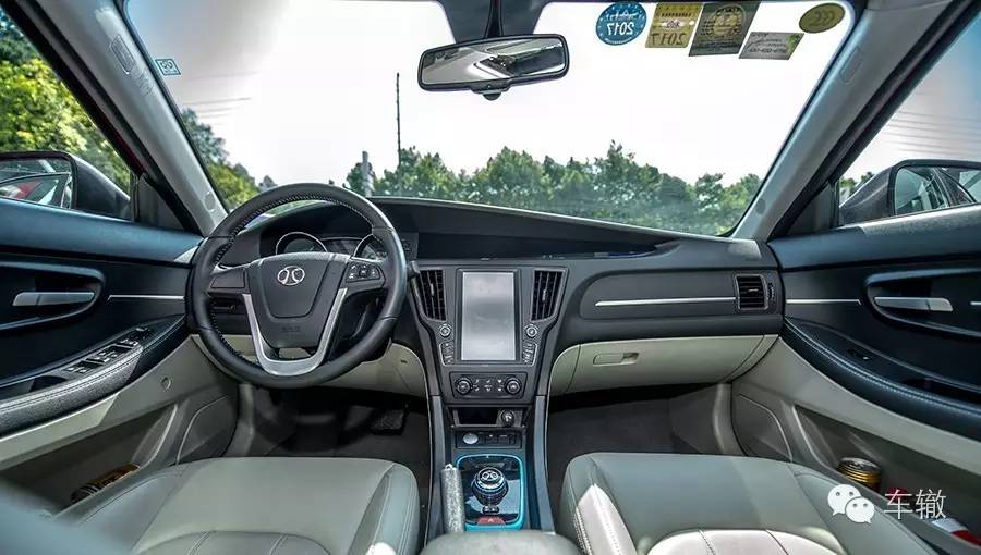 试驾北汽bj40,北汽eu260电动车怎么样