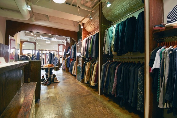 你肯定不知道，2件ZARA的钱能买一身CHANEL