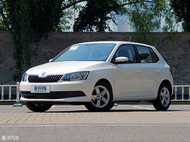 斯柯达晶锐和飞度哪个好,晶锐和polo飞度哪个好