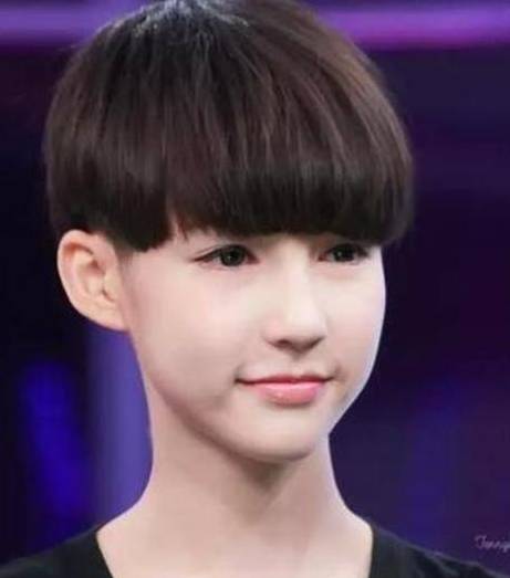 泰国最美变性人Poy来济后福利贴~知道中国十大变性美人是谁吗?世界十大又是谁吗?看后绝对包君满意~