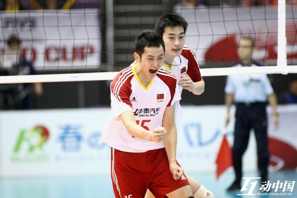 踢球的都是男模?男排队员表示不服!