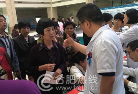 安医第二附属医院“国际甲状腺知识宣传周”义诊活动圆满举行