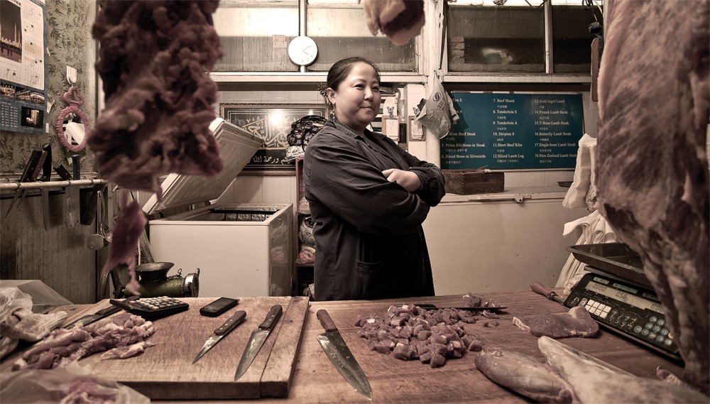 廖*勇尚**：从摄影到设计，他把爱好生生地演绎成事业