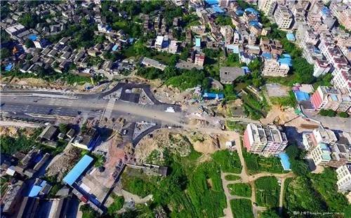 最新清宁路延长线航拍——高清效果,从东方世纪到毅德国际商贸城!