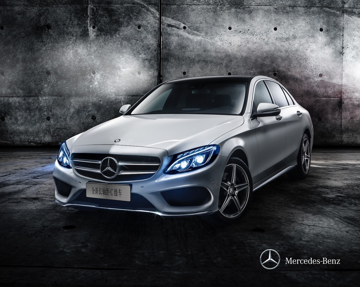 廖*勇尚**：从摄影到设计，他把爱好生生地演绎成事业