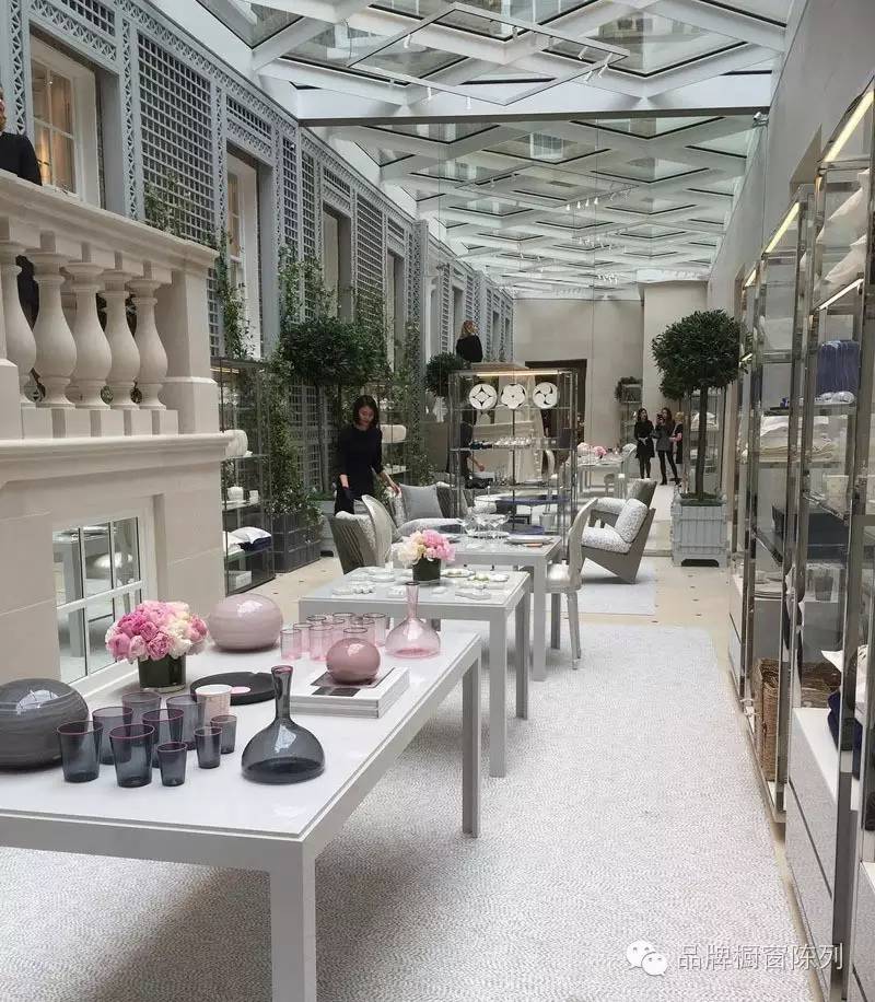 dior在国外的品牌发展趋势,全球最大的dior门店