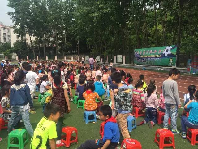 中超苏宁对阵绿城的小球童名单公布,这些萌娃们好腻害!