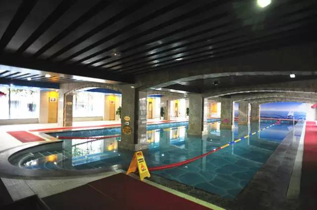 青岛伊春路银座游泳馆学游泳价格,青岛市室内游泳馆