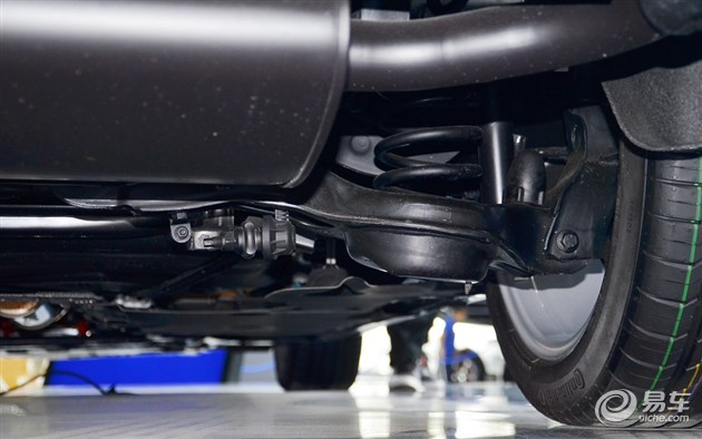 2017年沃尔沃v40智雅版落地价格,沃尔沃v40报价及图片2018款