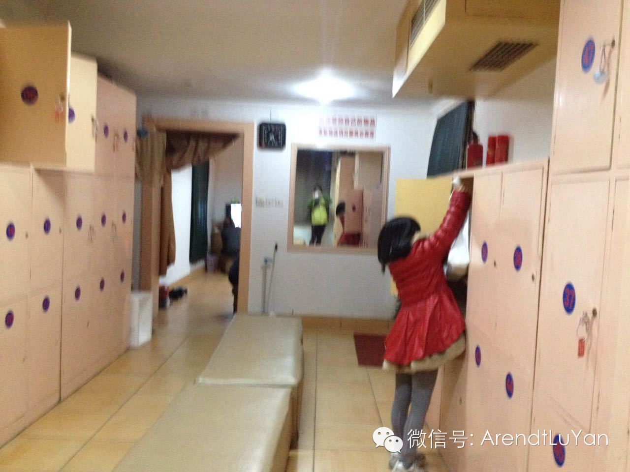 小风小物跑杭州到中国最干净的公共浴室打理身体