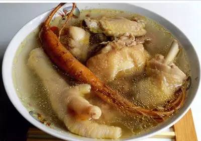 补气血养胃鸡汤,养生餐标配参鸡汤