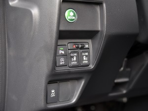 最新款艾力绅豪华版功能介绍,2016款艾力绅豪华版功能