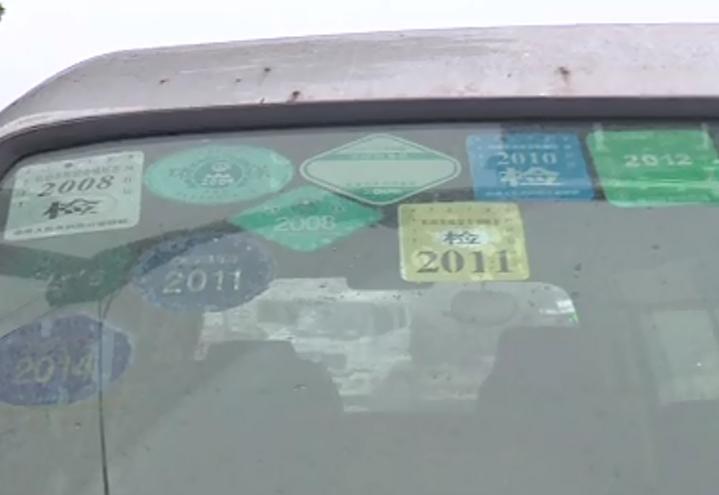 连警察都惊了！石家庄这位面包车司机竟干出了这种事