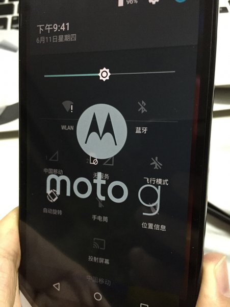 Get新技能:不去售后自行更换motogSIM卡卡槽