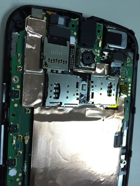 Get新技能:不去售后自行更换motogSIM卡卡槽