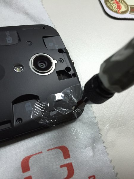 Get新技能:不去售后自行更换motogSIM卡卡槽