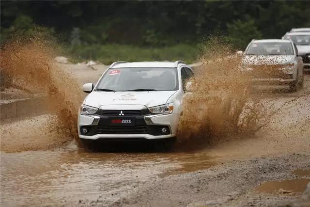 劲炫新款试驾视频,享受人生张家界