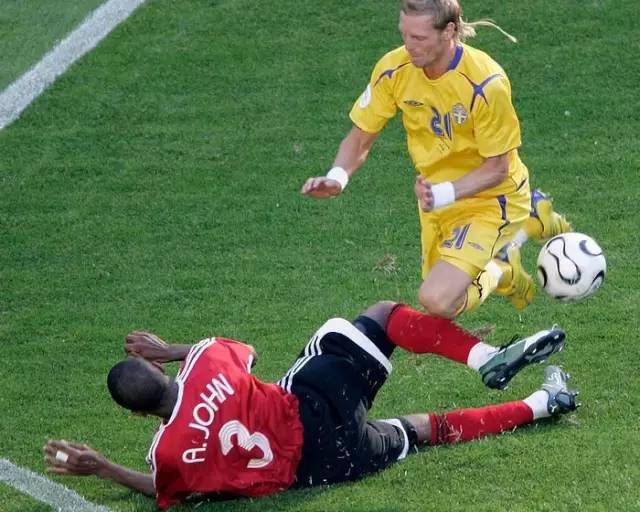 为什么要谈踢足球的男生,为什么喜欢足球的人多