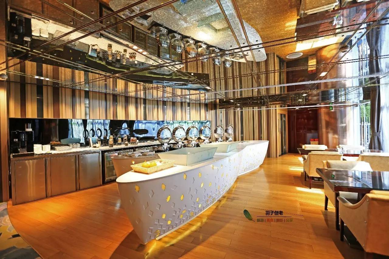 这一趟旅程,从机场铂尔曼开始