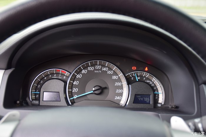 七代凯美瑞4万公里无毛病，日系车里最经典耐用车