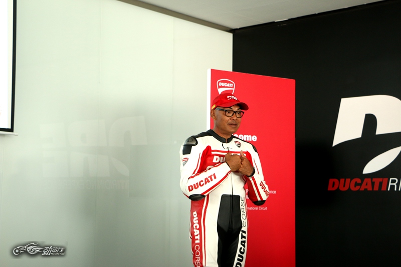 摩托赛事杜卡迪,杜卡迪摩托车锦标赛视频